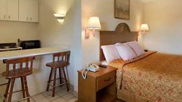 Days Inn Moss Point Pascagoula Suite