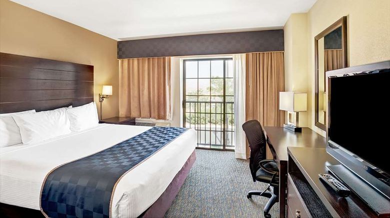<b>Days Inn & Suites Page/Lake Powell Room</b>. Images powered by <a href="https://iceportal.shijigroup.com/" title="IcePortal" target="_blank">IcePortal</a>.