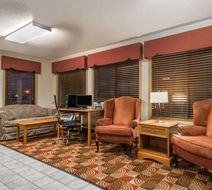 Days Inn Muncie -Ball State University Lobby