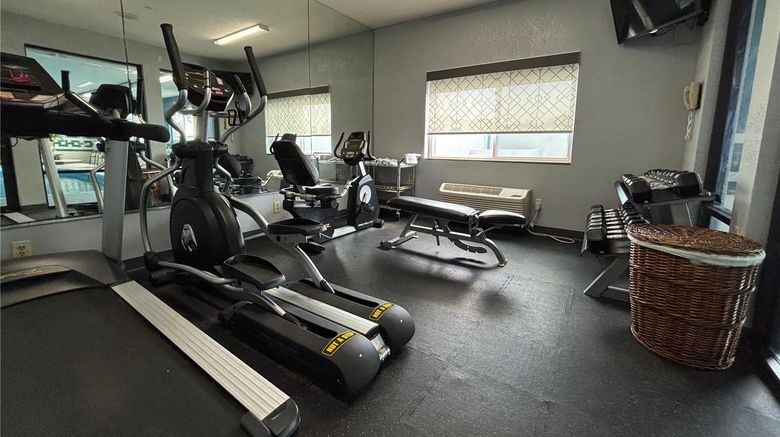 <b>Baymont by Wyndham Decatur North Health</b>. Images powered by <a href="https://iceportal.shijigroup.com/" title="IcePortal" target="_blank">IcePortal</a>.