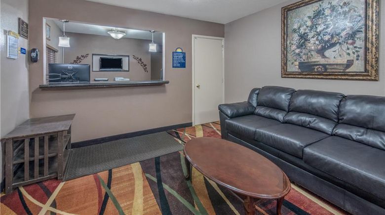 <b>Days Inn Jamestown Lobby</b>. Images powered by <a href="https://iceportal.shijigroup.com/" title="IcePortal" target="_blank">IcePortal</a>.
