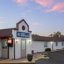Days Inn Jamestown