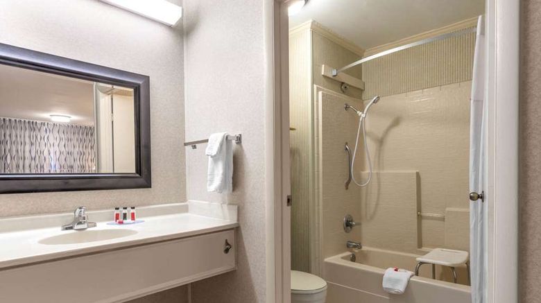 <b>Days Inn Grants Room</b>. Images powered by <a href="https://iceportal.shijigroup.com/" title="IcePortal" target="_blank">IcePortal</a>.
