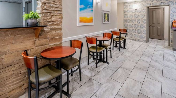Days Inn Los Lunas Lobby
