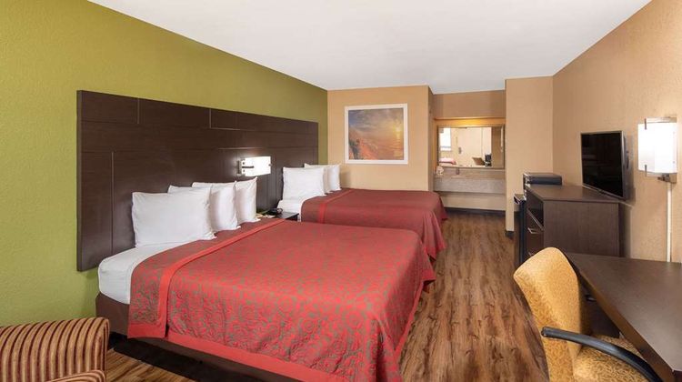Days Inn Tupelo Room