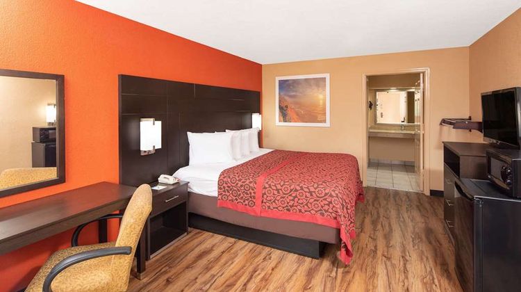 Days Inn Tupelo Room