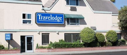 Travelodge Ocean Front Exterior