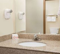 Days Inn Colby Room