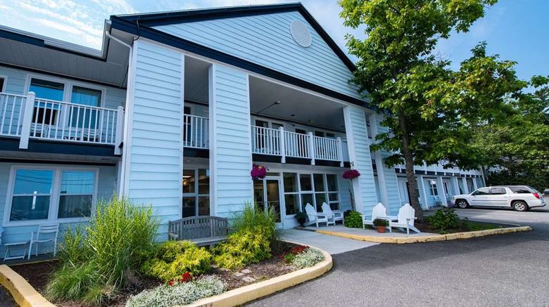 <b>Days Inn Bar Harbor Exterior</b>. Images powered by <a href="https://iceportal.shijigroup.com/" title="IcePortal" target="_blank">IcePortal</a>.