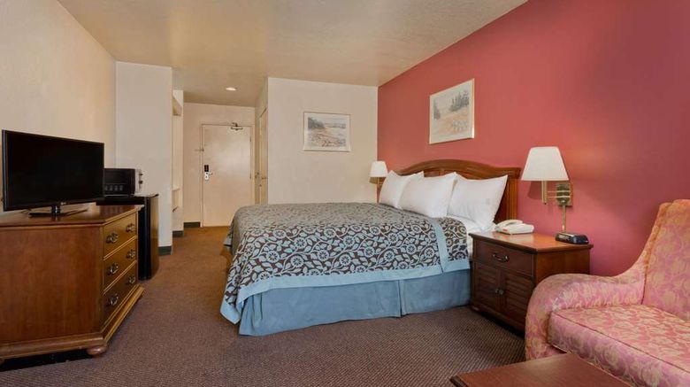 <b>Days Inn by Wyndham Lathrop Suite</b>. Images powered by <a href="https://iceportal.shijigroup.com/" title="IcePortal" target="_blank">IcePortal</a>.