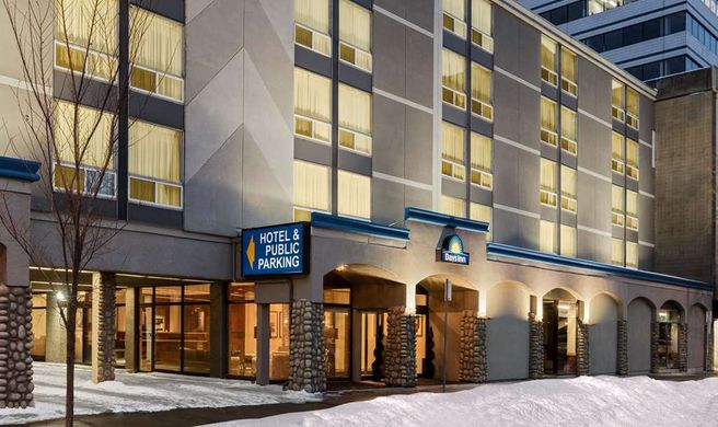 Days Inn Downtown Edmonton Exterior