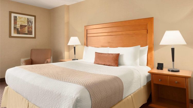 Days Inn Downtown Edmonton Room