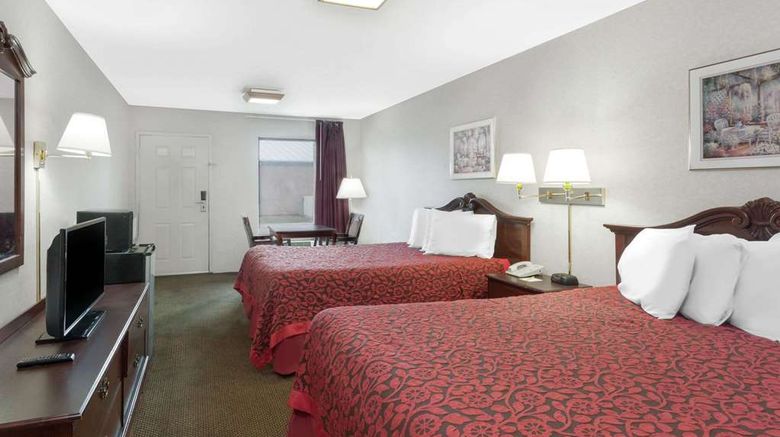 <b>Days Inn Morristown Room</b>. Images powered by <a href="https://iceportal.shijigroup.com/" title="IcePortal" target="_blank">IcePortal</a>.