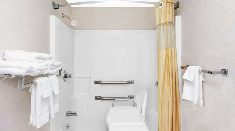 <b>Days Inn Morristown Room</b>. Images powered by <a href="https://iceportal.shijigroup.com/" title="IcePortal" target="_blank">IcePortal</a>.