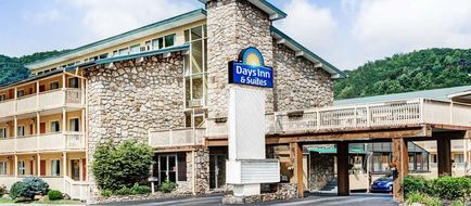 Days Inn & Suites Downtown Exterior