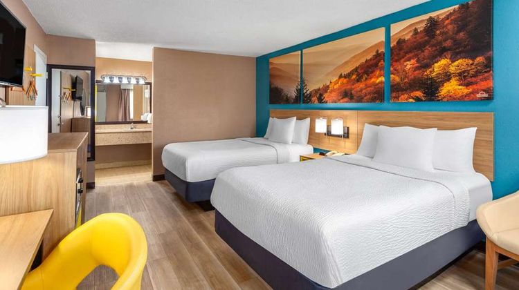 Days Inn Shelby Room
