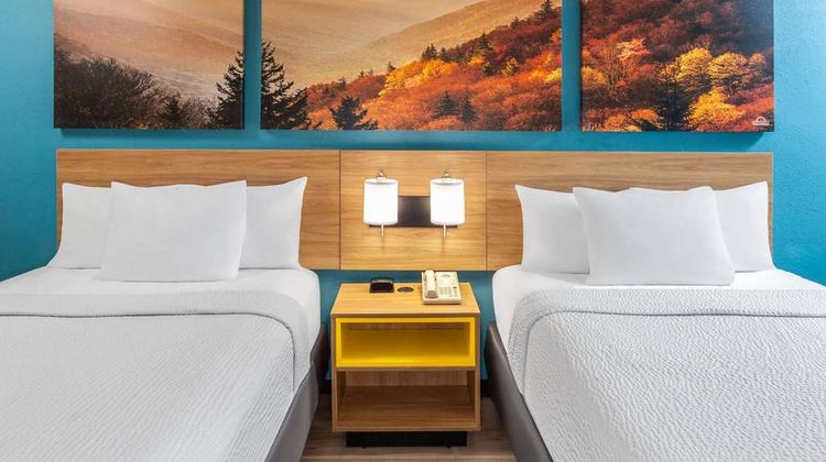 Days Inn Shelby Room
