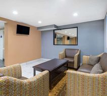 Days Inn Newberry Lobby