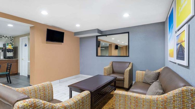 Days Inn Newberry Lobby