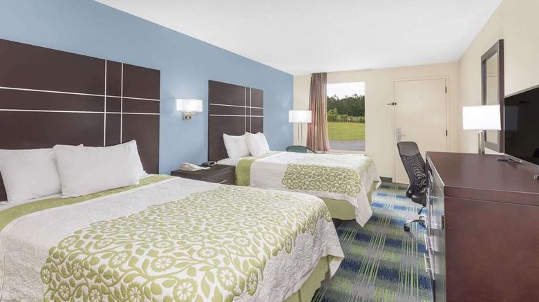 <b>Days Inn Newberry Room</b>. Images powered by <a href="https://iceportal.shijigroup.com/" title="IcePortal" target="_blank">IcePortal</a>.