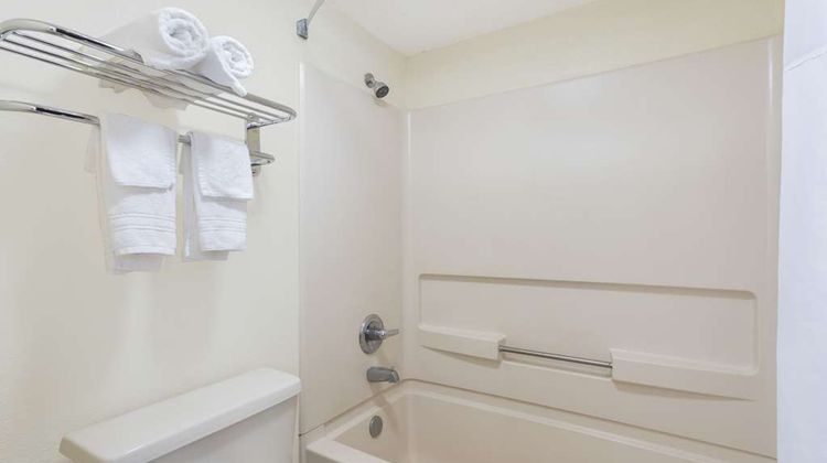Days Inn Newberry Room