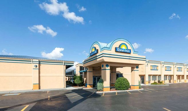 Days Inn Oklahoma City Fairground Exterior