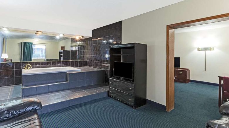 <b>Days Inn Oklahoma City Fairground Suite</b>. Images powered by <a href="https://iceportal.shijigroup.com/" title="IcePortal" target="_blank">IcePortal</a>.
