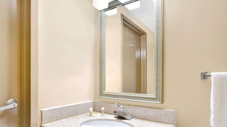 Days Inn Newport News/Oyster Point Room
