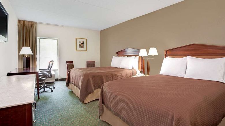 <b>Days Inn Newport News/Oyster Point Room</b>. Images powered by <a href="https://iceportal.shijigroup.com/" title="IcePortal" target="_blank">IcePortal</a>.