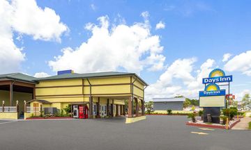 Days Inn Waycross