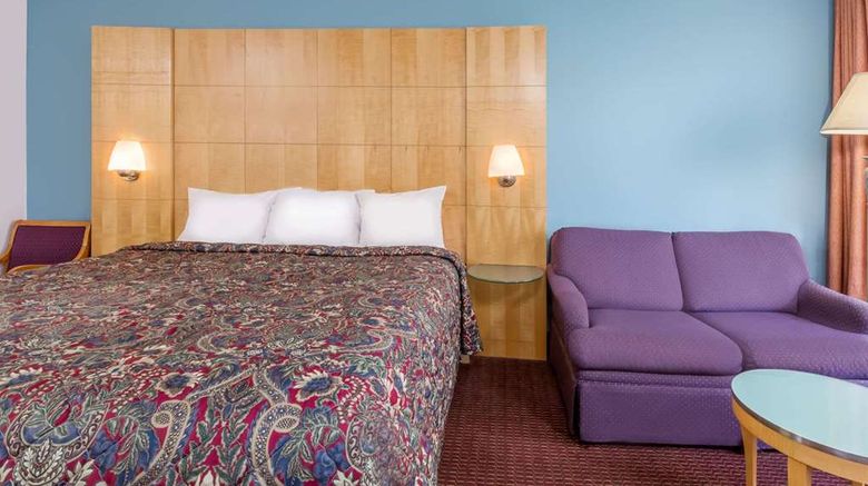 <b>Days Inn Greensboro Airport Room</b>. Images powered by <a href="https://iceportal.shijigroup.com/" title="IcePortal" target="_blank">IcePortal</a>.