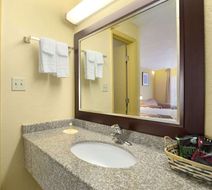 Days Inn Brunswick/St. Simons Area Room