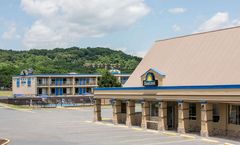 Days Inn Staunton/ Mint Springs