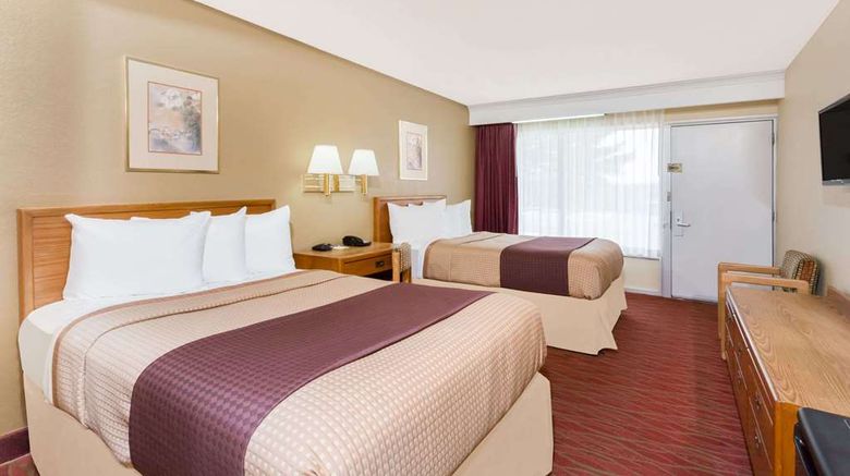 <b>Days Inn Staunton/ Mint Springs Room</b>. Images powered by <a href="https://iceportal.shijigroup.com/" title="IcePortal" target="_blank">IcePortal</a>.