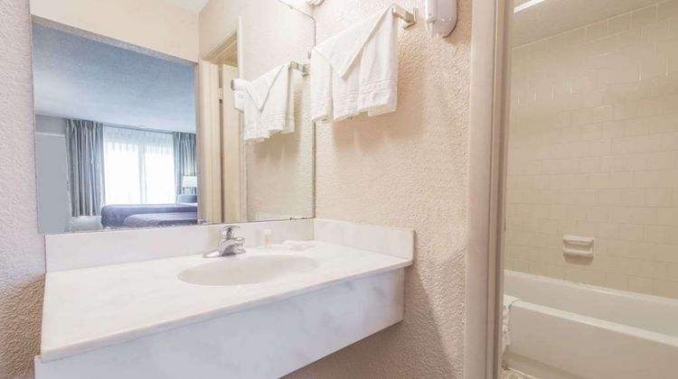 Days Inn Elizabethtown Room