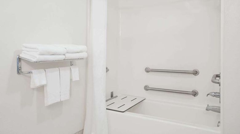 <b>Super 8 Augusta Room</b>. Images powered by <a href="https://iceportal.shijigroup.com/" title="IcePortal" target="_blank">IcePortal</a>.