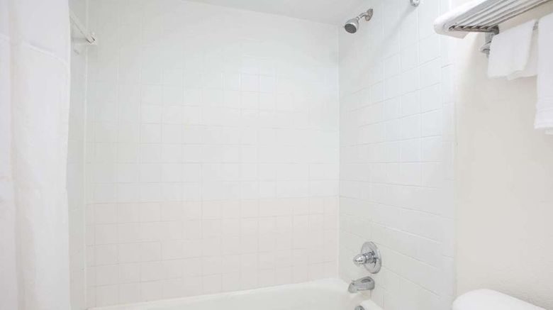 <b>Super 8 Augusta Room</b>. Images powered by <a href="https://iceportal.shijigroup.com/" title="IcePortal" target="_blank">IcePortal</a>.