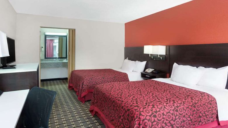 <b>Days Inn by Wyndham Cullman Room</b>. Images powered by <a href="https://iceportal.shijigroup.com/" title="IcePortal" target="_blank">IcePortal</a>.