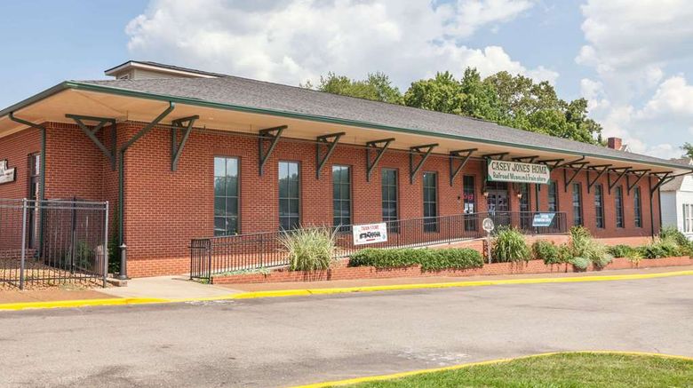 <b>Days Inn Jackson Other</b>. Images powered by <a href="https://iceportal.shijigroup.com/" title="IcePortal" target="_blank">IcePortal</a>.