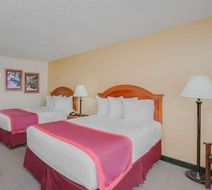 Days Inn Asheville West Room