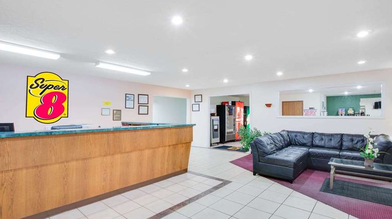 <b>Super 8 Kennett Lobby</b>. Images powered by <a href="https://iceportal.shijigroup.com/" title="IcePortal" target="_blank">IcePortal</a>.