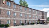 Super 8 Kennett Exterior