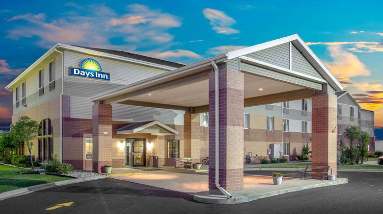 <b>Days Inn Madison Northeast Exterior</b>. Images powered by <a href="https://iceportal.shijigroup.com/" title="IcePortal" target="_blank">IcePortal</a>.