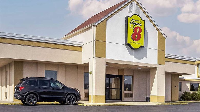 <b>Super 8 Indianapolis South Exterior</b>. Images powered by <a href="https://iceportal.shijigroup.com/" title="IcePortal" target="_blank">IcePortal</a>.