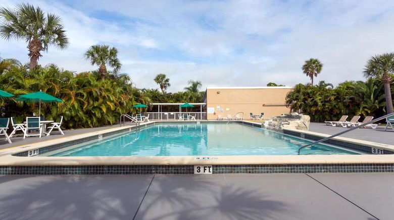 <b>Ramada by Wyndham Lake Placid Pool</b>. Images powered by <a href="https://iceportal.shijigroup.com/" title="IcePortal" target="_blank">IcePortal</a>.