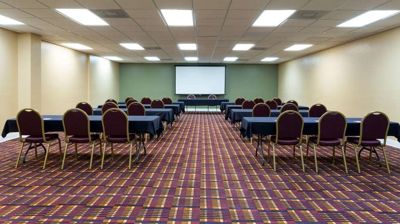 <b>Ramada by Wyndham Lake Placid Meeting</b>. Images powered by <a href="https://iceportal.shijigroup.com/" title="IcePortal" target="_blank">IcePortal</a>.