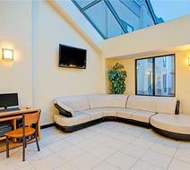 Days Inn Parsippany Lobby