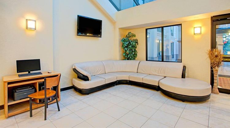 Days Inn Parsippany Lobby