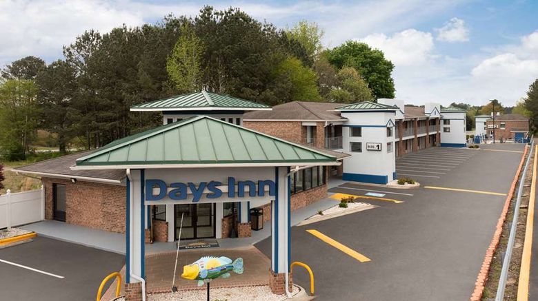 <b>Days Inn Weldon Roanoke Rapids Exterior</b>. Images powered by <a href="https://iceportal.shijigroup.com/" title="IcePortal" target="_blank">IcePortal</a>.