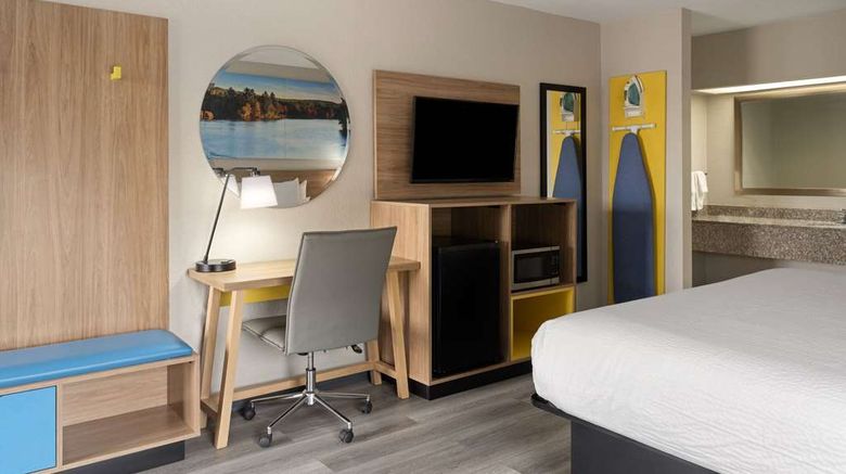 <b>Days Inn Weldon Roanoke Rapids Room</b>. Images powered by <a href="https://iceportal.shijigroup.com/" title="IcePortal" target="_blank">IcePortal</a>.